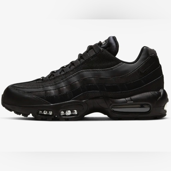 Men’s Nike Air Max 95 Essential - Picture 1 of 9
